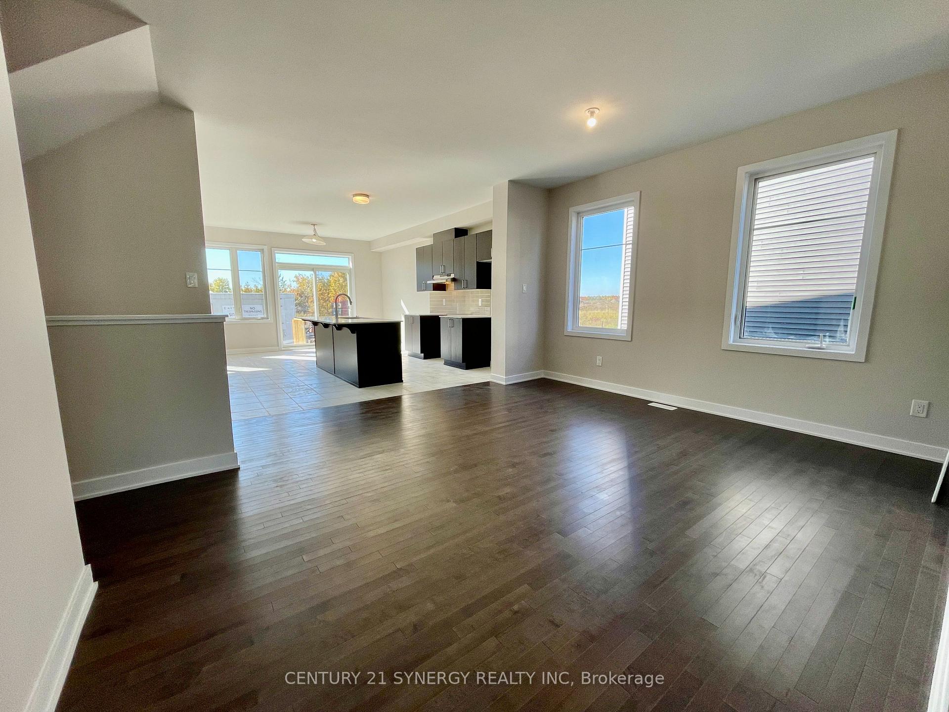 Photo 8 of 862 Henslows Circle, Ottawa, Avalon West — HOMEH
