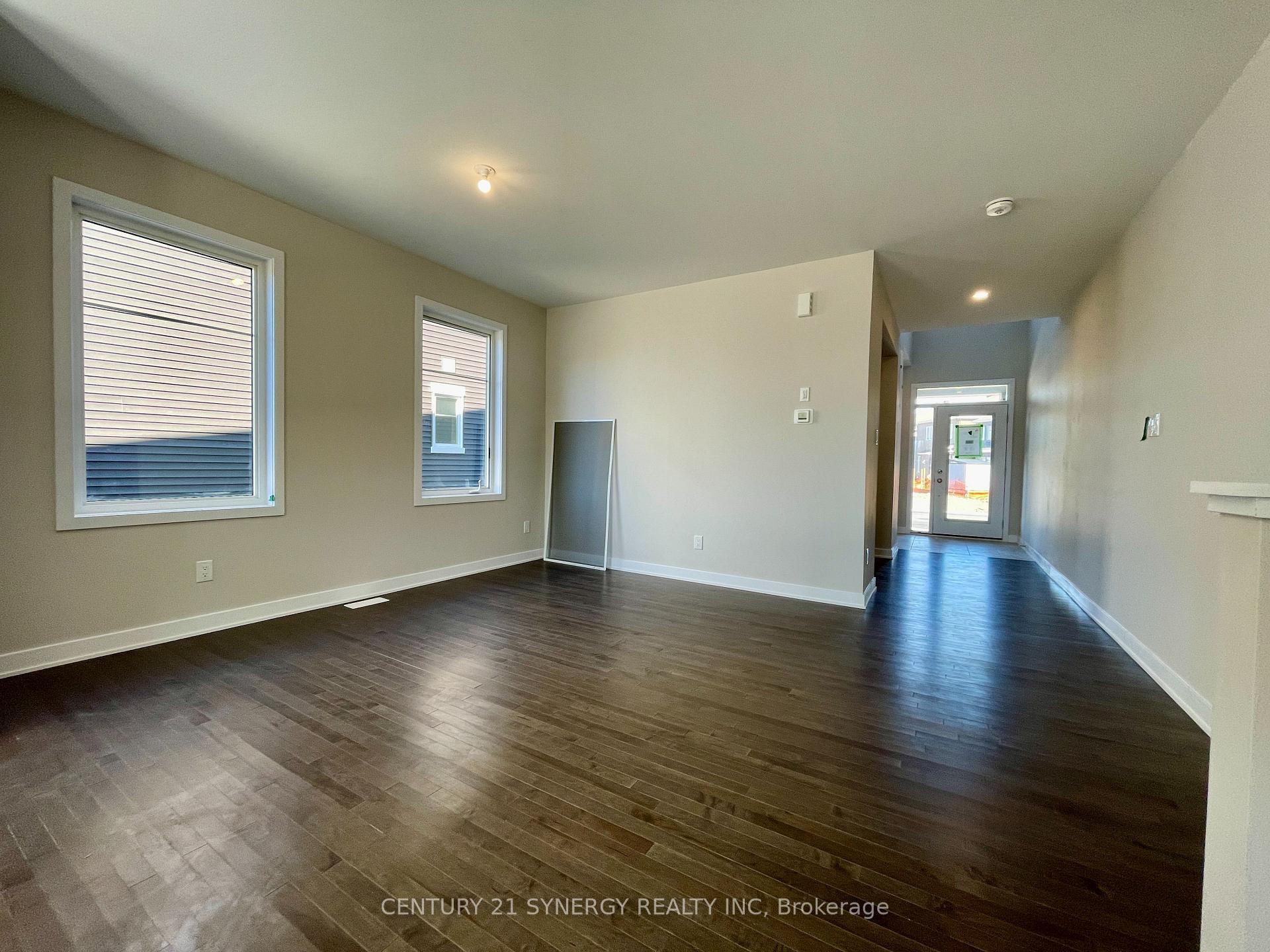 Photo 9 of 862 Henslows Circle, Ottawa, Avalon West — HOMEH