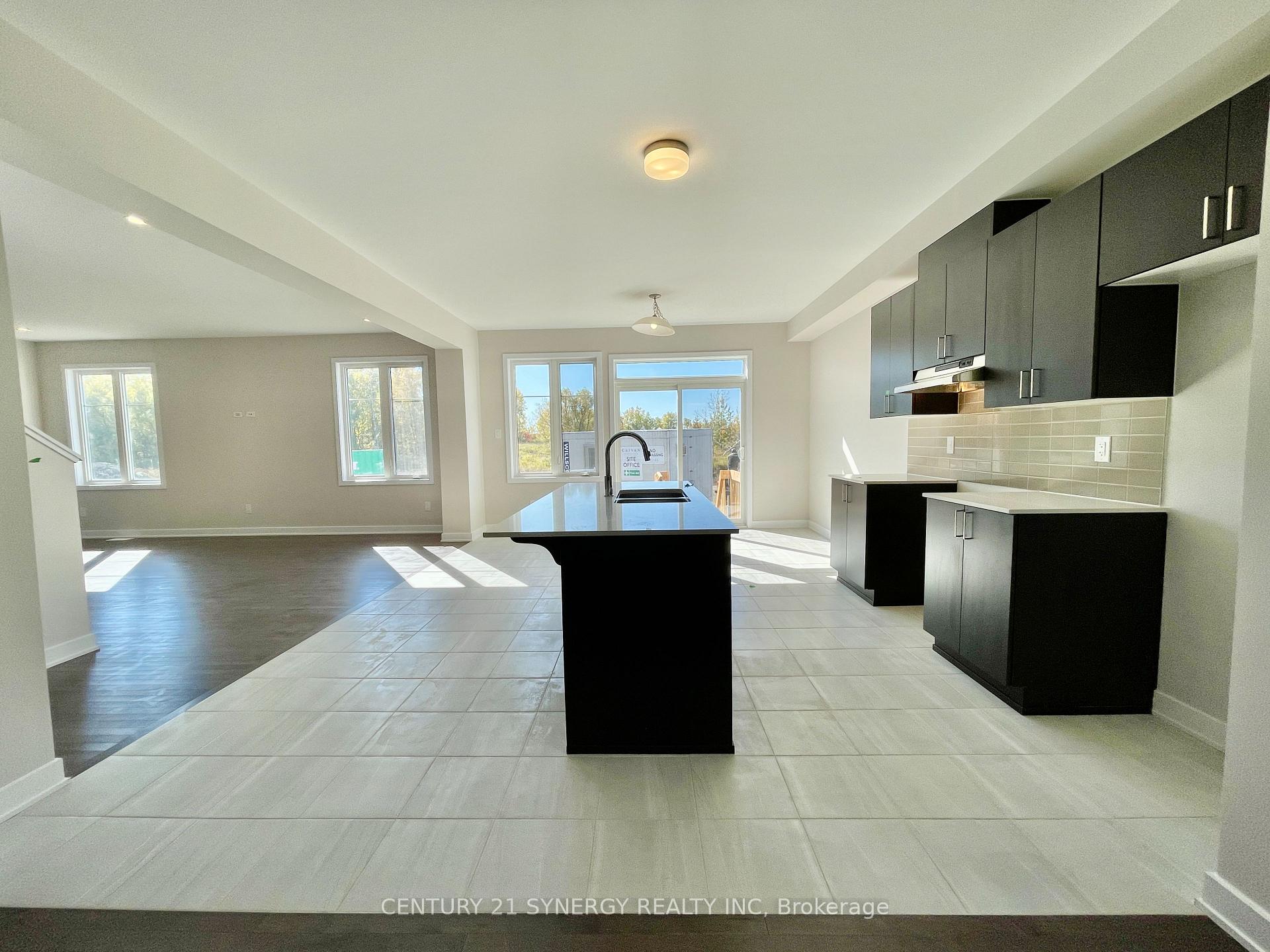 Photo 10 of 862 Henslows Circle, Ottawa, Avalon West — HOMEH