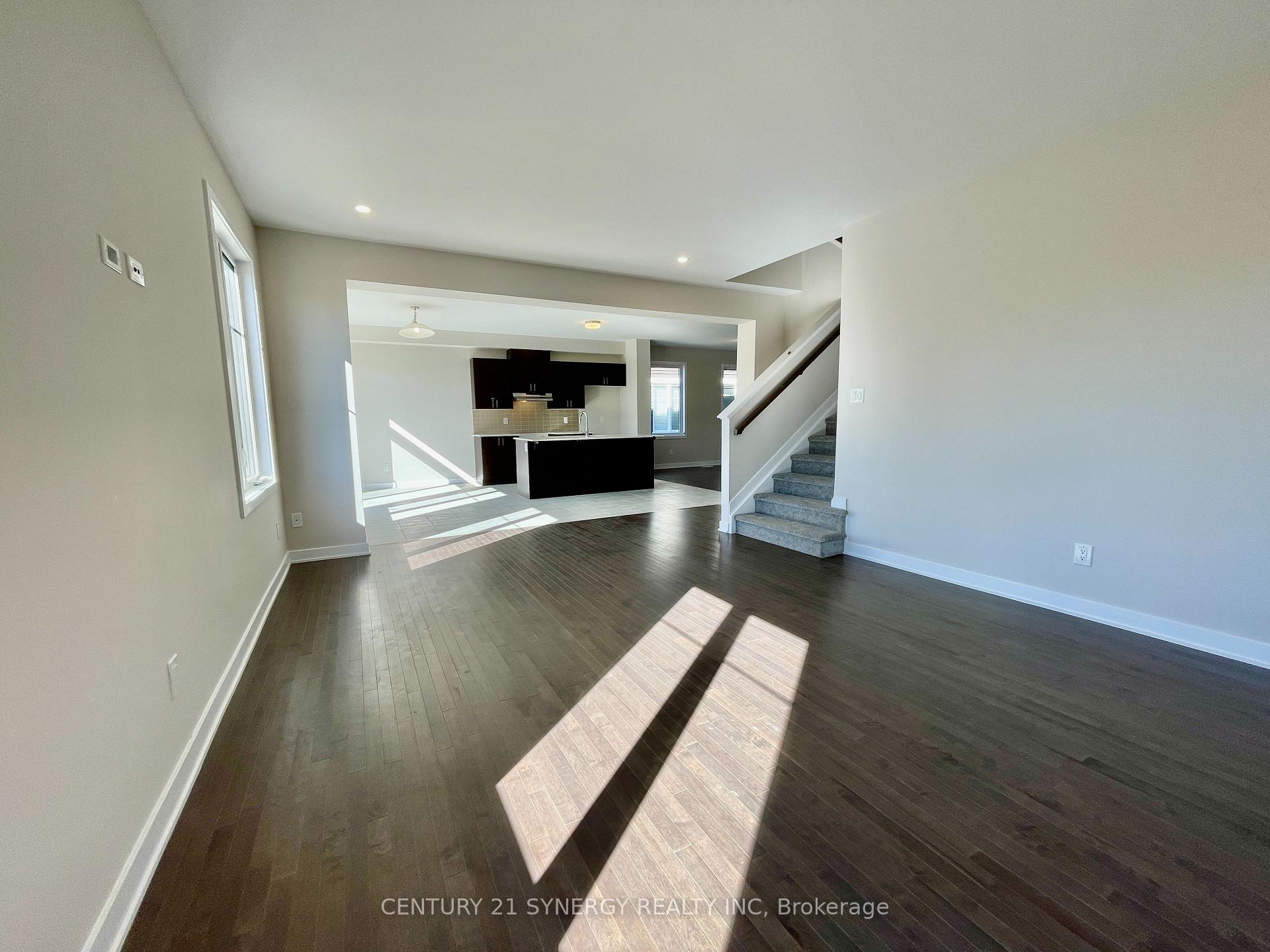 Photo 17 of 862 Henslows Circle, Ottawa, Avalon West — HOMEH