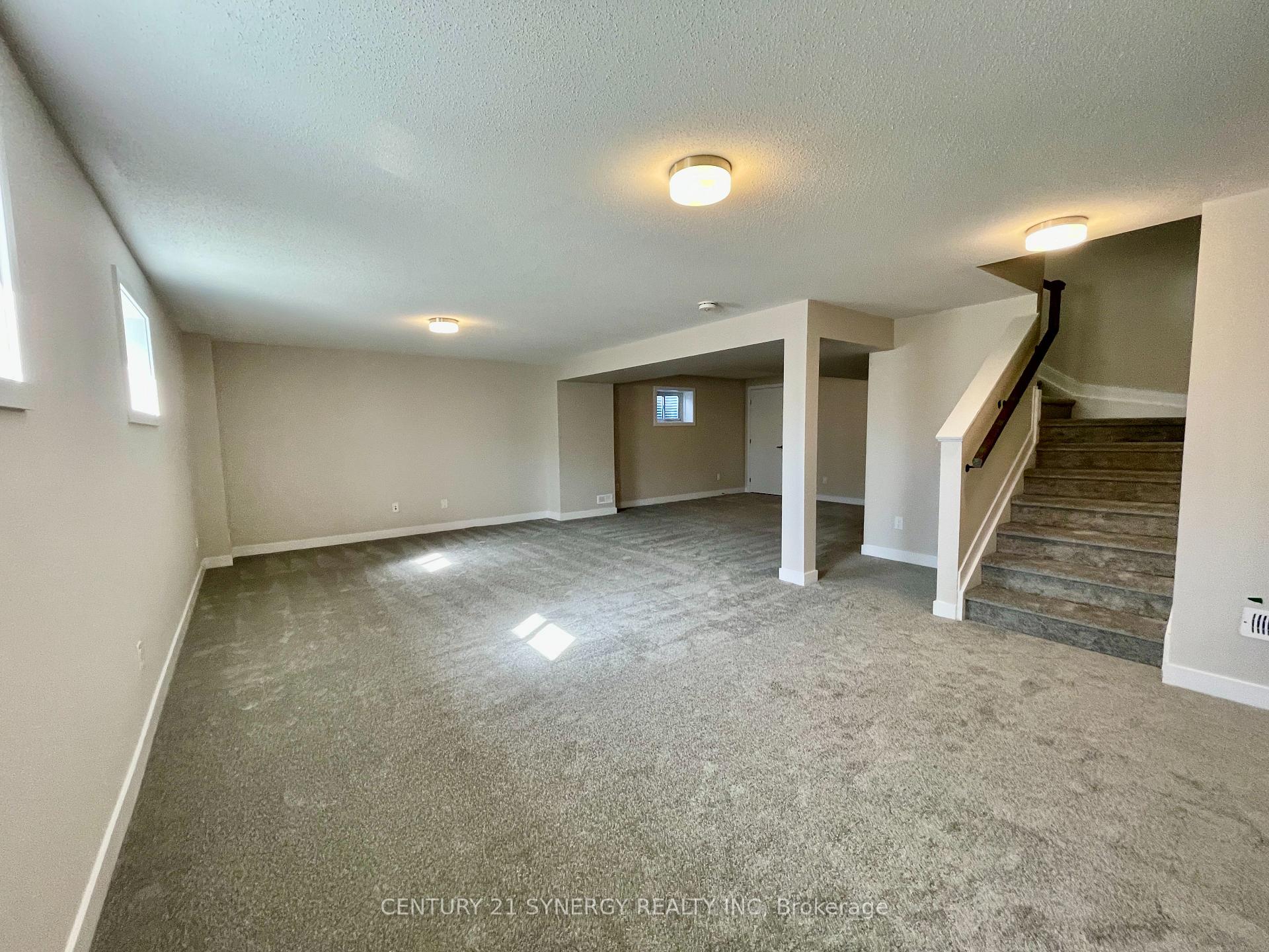 Photo 38 of 862 Henslows Circle, Ottawa, Avalon West — HOMEH