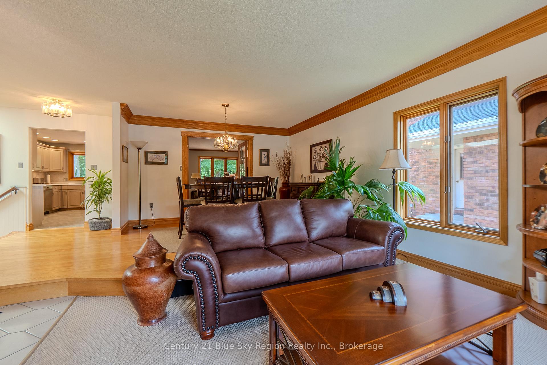 Photo 4 of 107 Nottingham Drive, North Bay, Airport — HOMEH