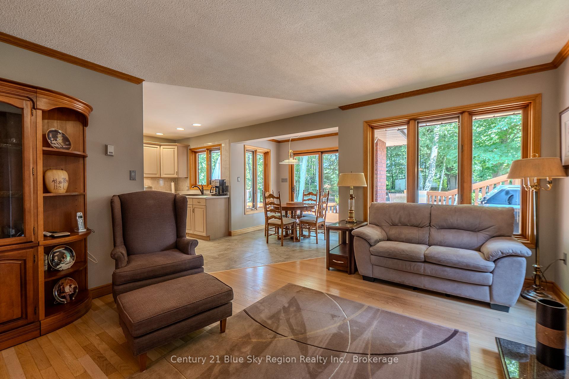 Photo 9 of 107 Nottingham Drive, North Bay, Airport — HOMEH