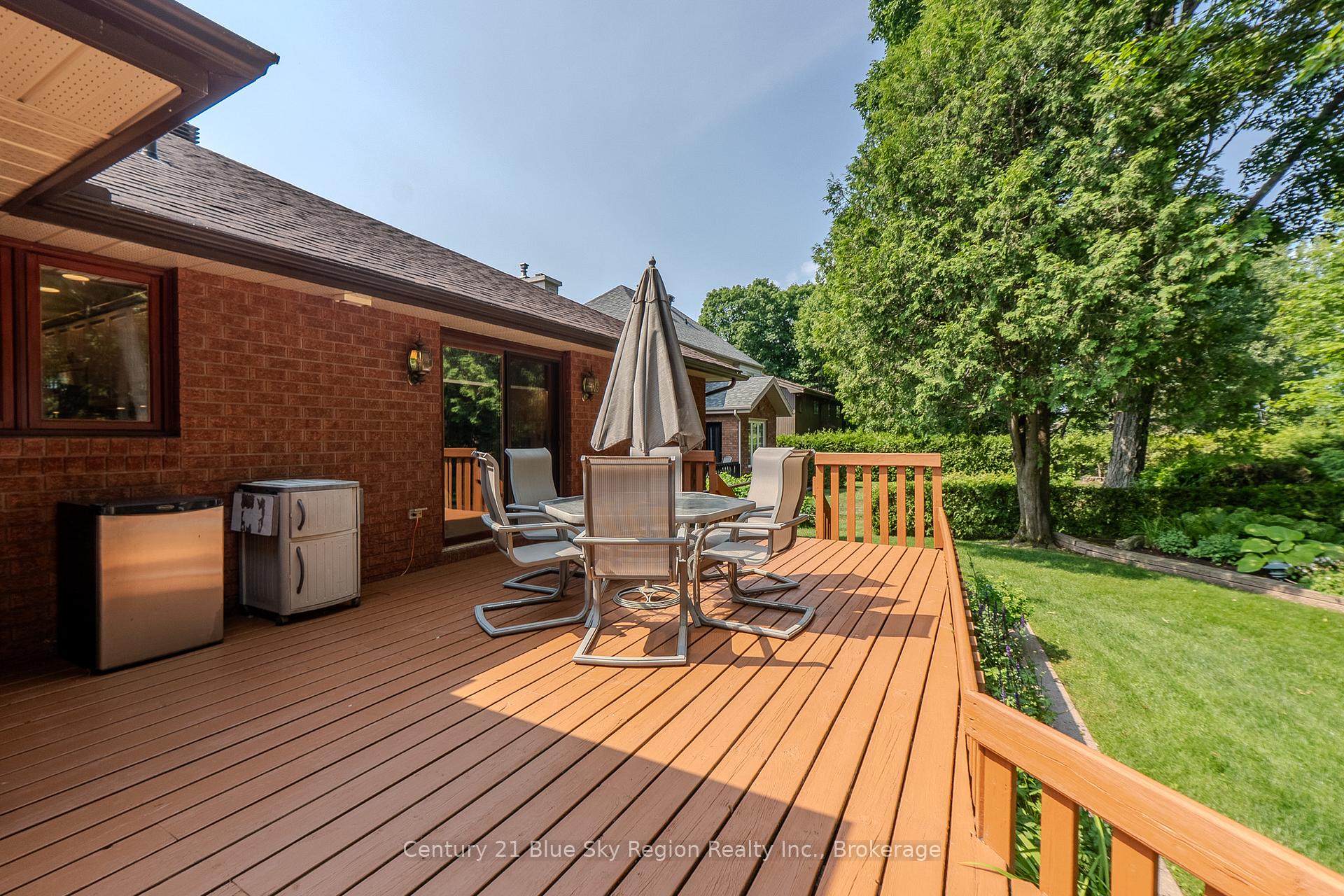 Photo 41 of 107 Nottingham Drive, North Bay, Airport — HOMEH