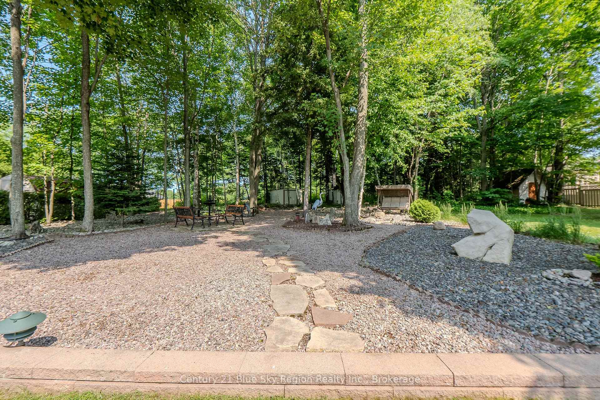 Photo 43 of 107 Nottingham Drive, North Bay, Airport — HOMEH