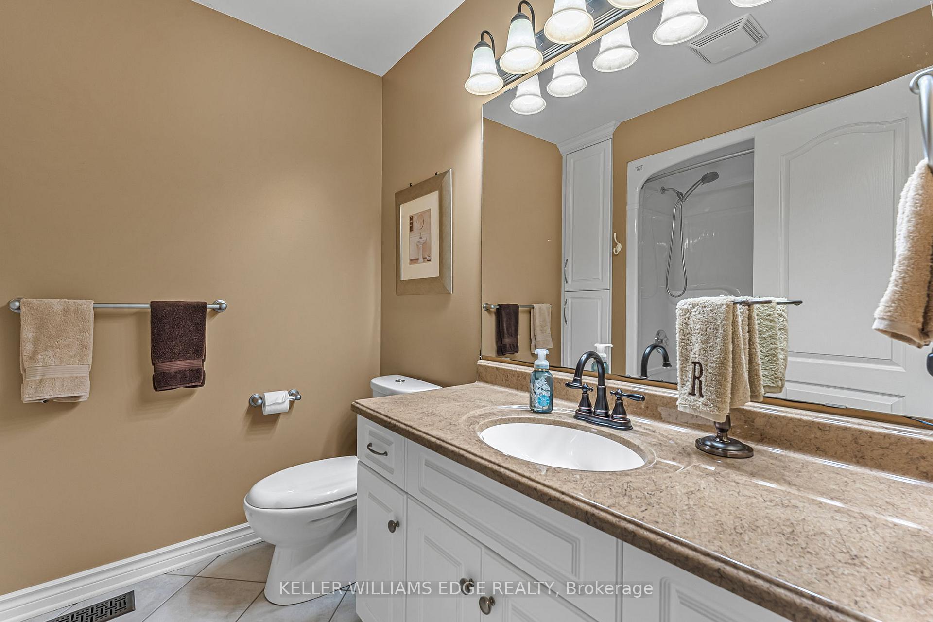 Photo 16 of 8 Oakridge Boulevard, Pelham, Fonthill — HOMEH