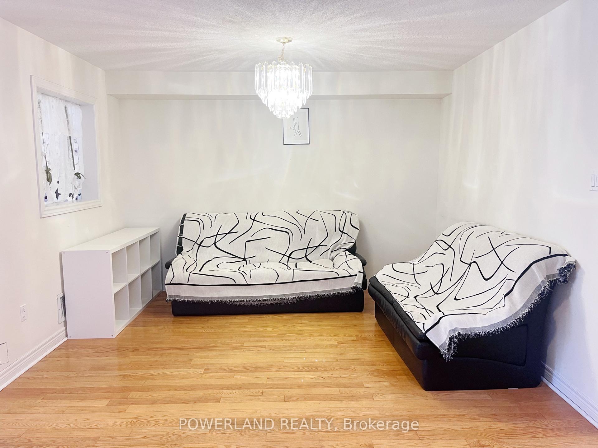 Photo 4 of 186 Sunway Square, Markham, Raymerville — HOMEH