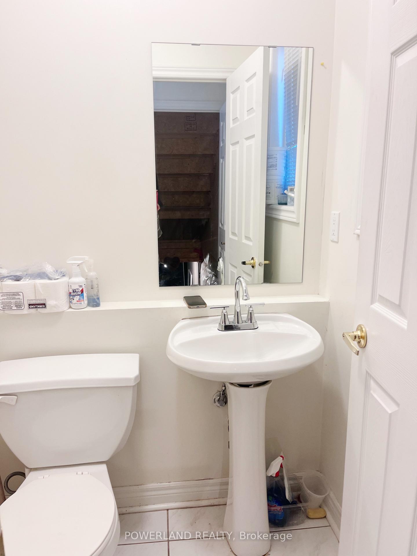 Photo 8 of 186 Sunway Square, Markham, Raymerville — HOMEH
