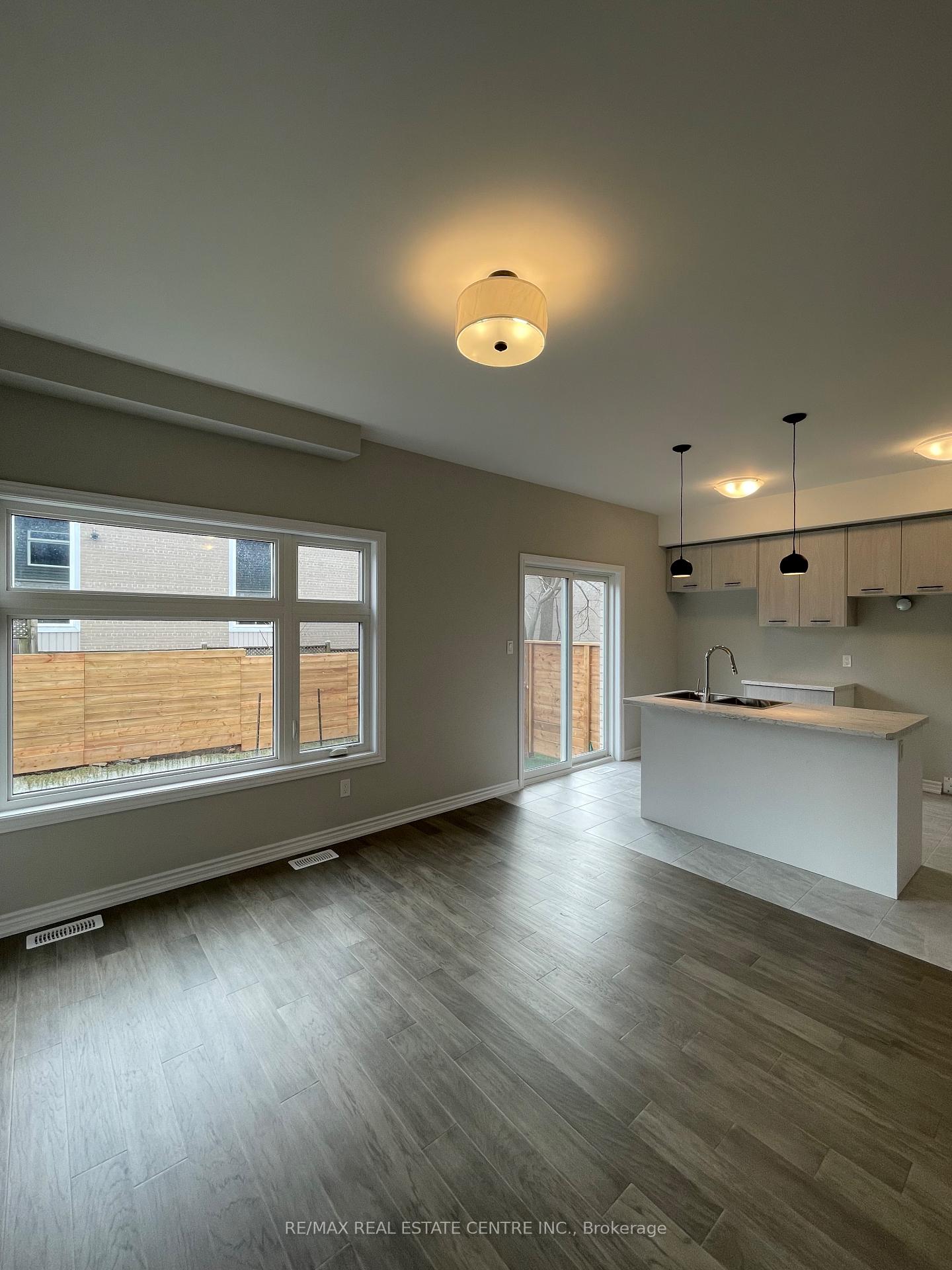 Photo 4 of Unit 44, 5672 Dorchester Road, Niagara Falls, Hospital — HOMEH