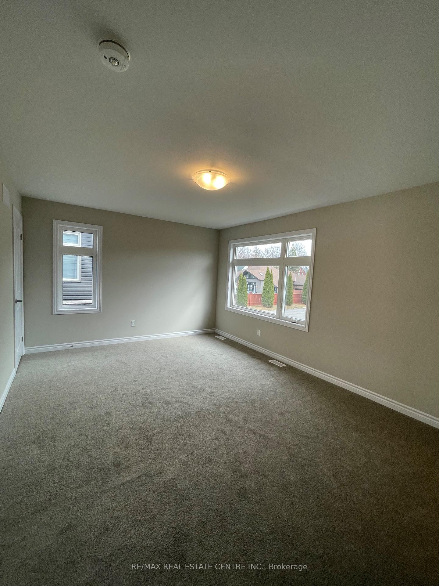 Photo 6 of Unit 44, 5672 Dorchester Road, Niagara Falls, Hospital — HOMEH