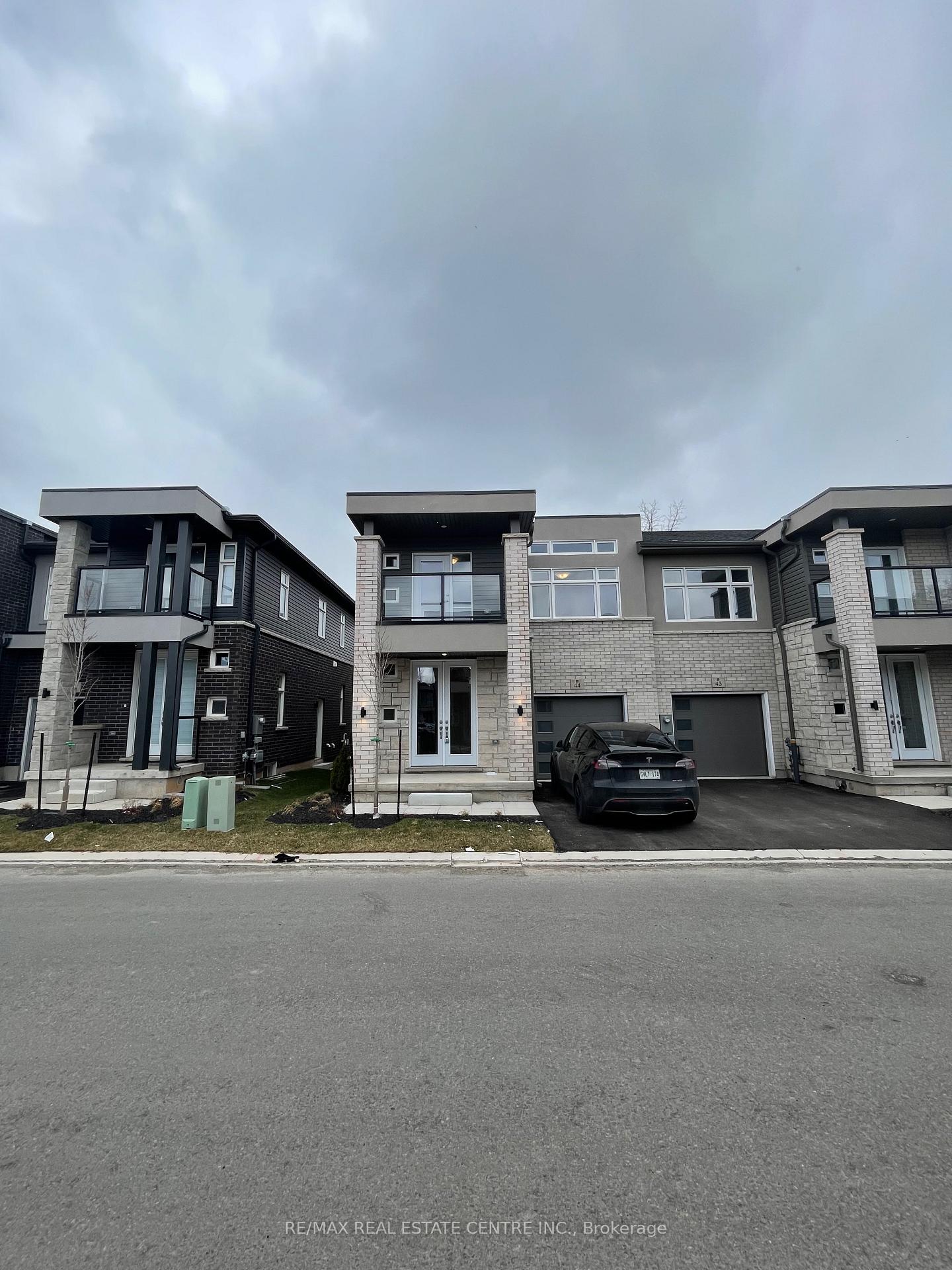 Photo 22 of Unit 44, 5672 Dorchester Road, Niagara Falls, Hospital — HOMEH