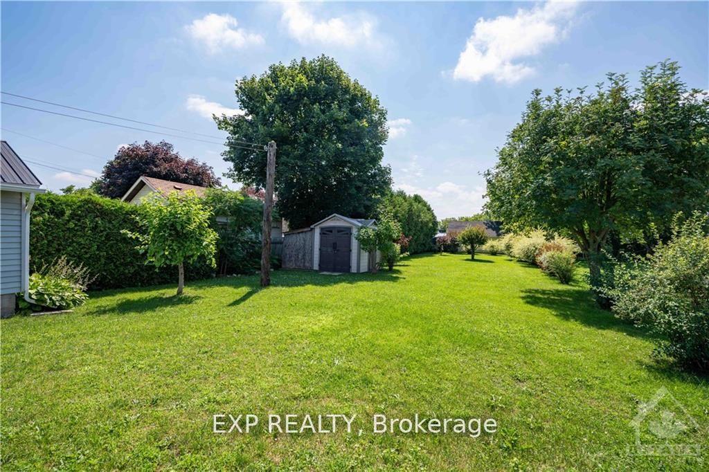 Photo 29 of 50 Victoria Street E, North Glengarry, Alexandria — HOMEH