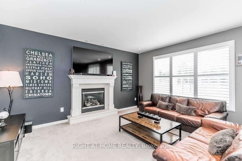 Photo 4 of 69 Callander Crescent, New Tecumseth, Alliston — HOMEH