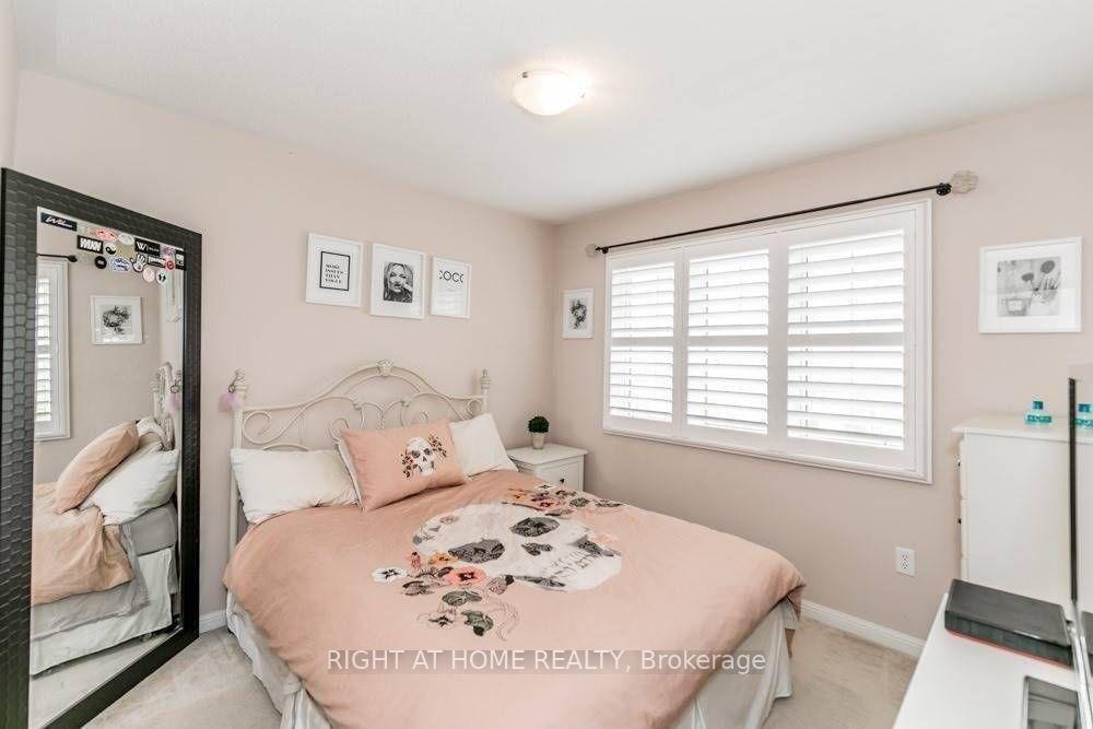 Photo 10 of 69 Callander Crescent, New Tecumseth, Alliston — HOMEH