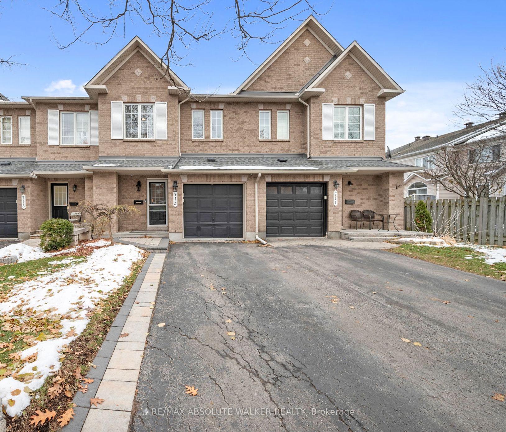 Photo 2 of 713 Carmella Crescent, Ottawa, Avalon East — HOMEH