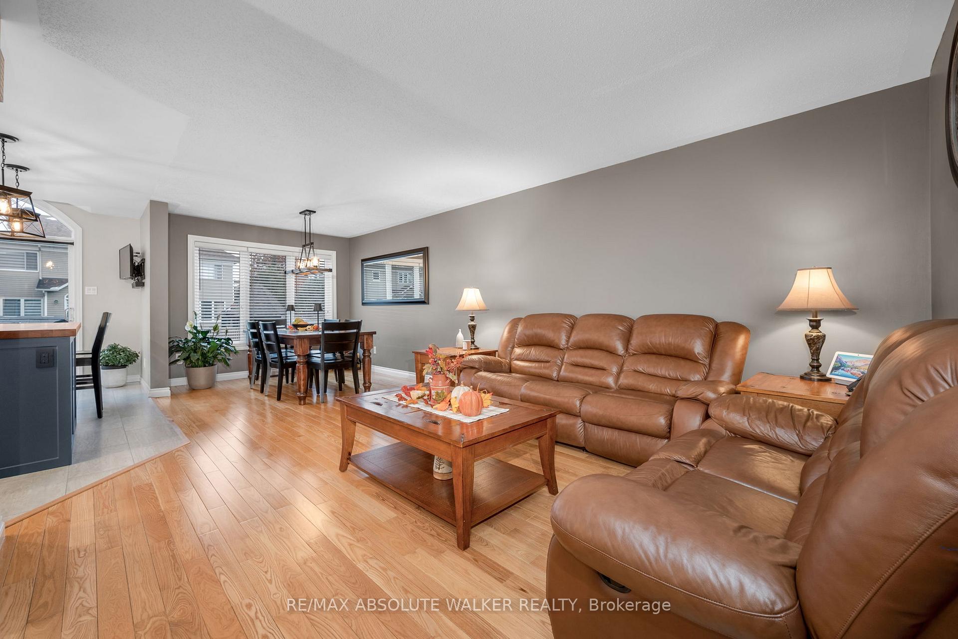 Photo 9 of 713 Carmella Crescent, Ottawa, Avalon East — HOMEH