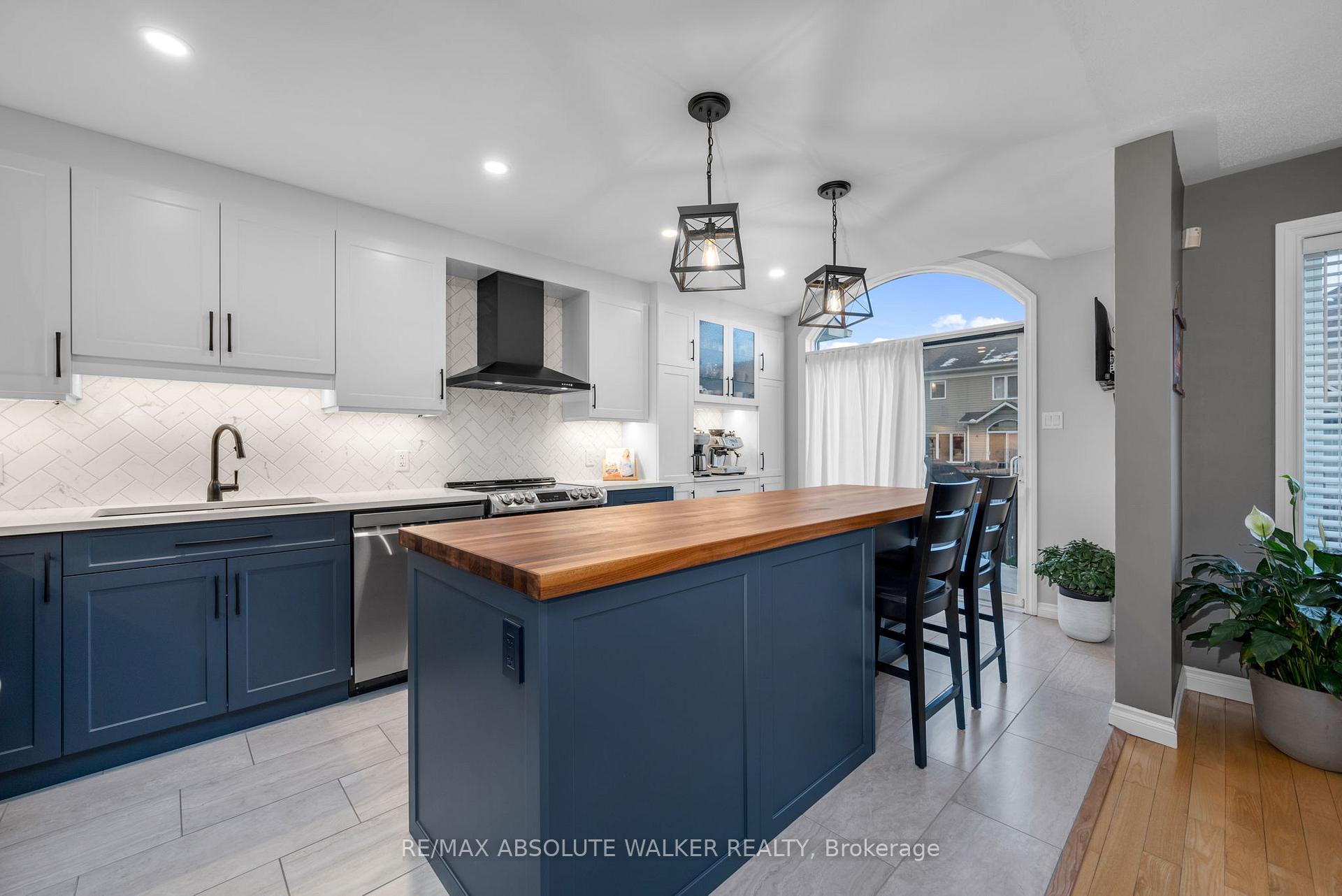 Photo 17 of 713 Carmella Crescent, Ottawa, Avalon East — HOMEH