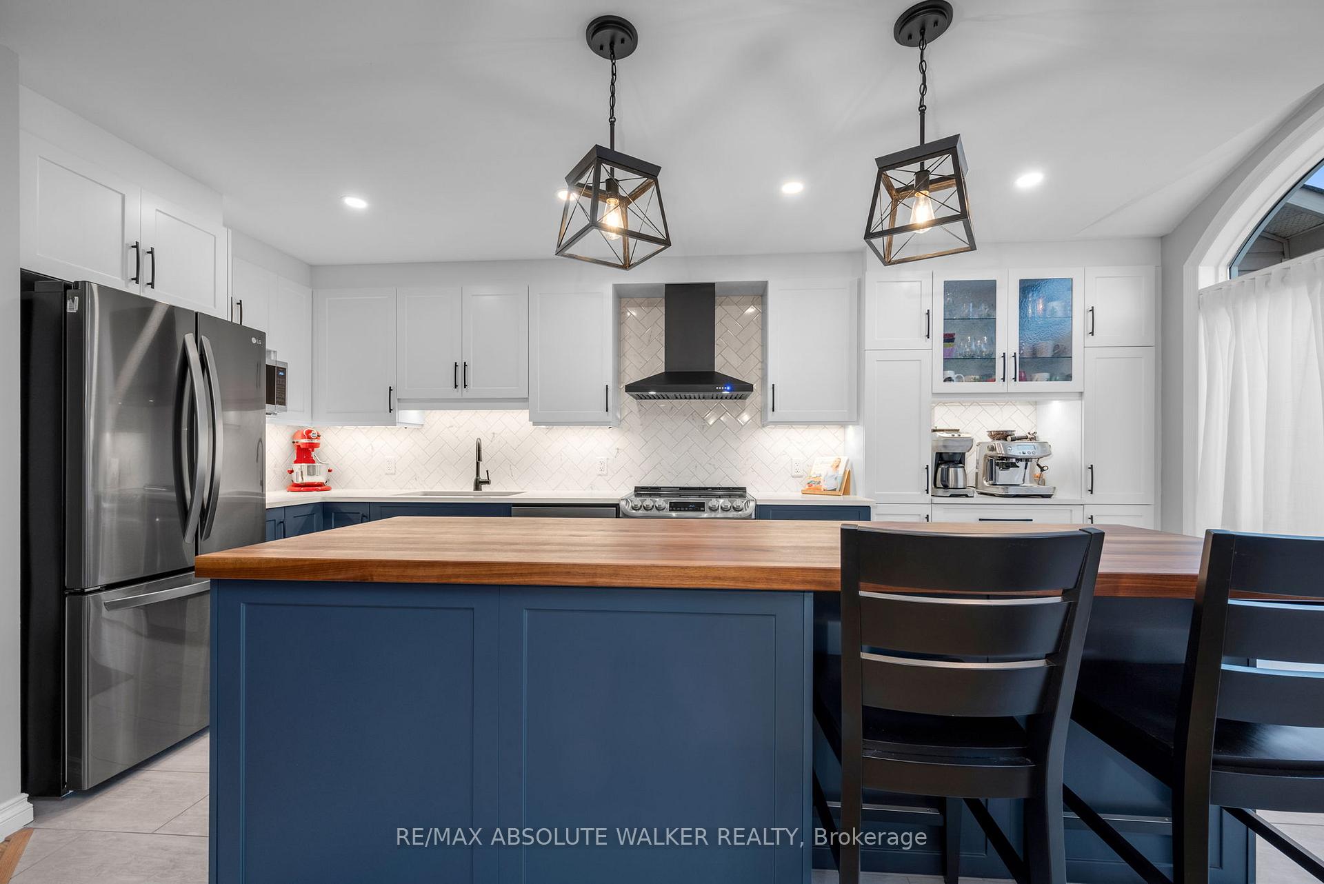 Photo 18 of 713 Carmella Crescent, Ottawa, Avalon East — HOMEH