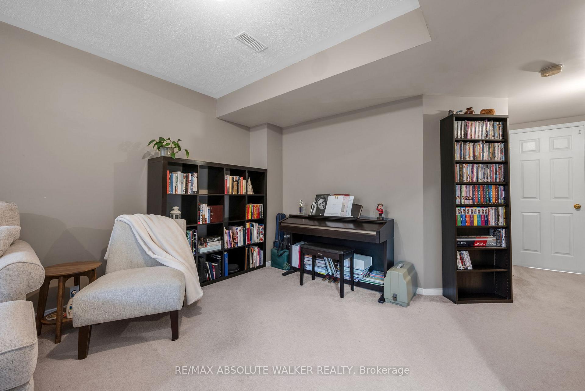 Photo 44 of 713 Carmella Crescent, Ottawa, Avalon East — HOMEH