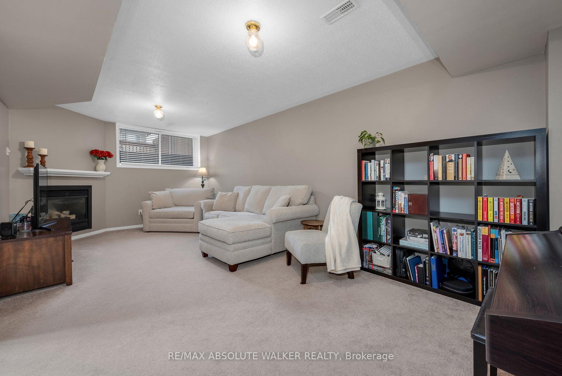 Photo 45 of 713 Carmella Crescent, Ottawa, Avalon East — HOMEH
