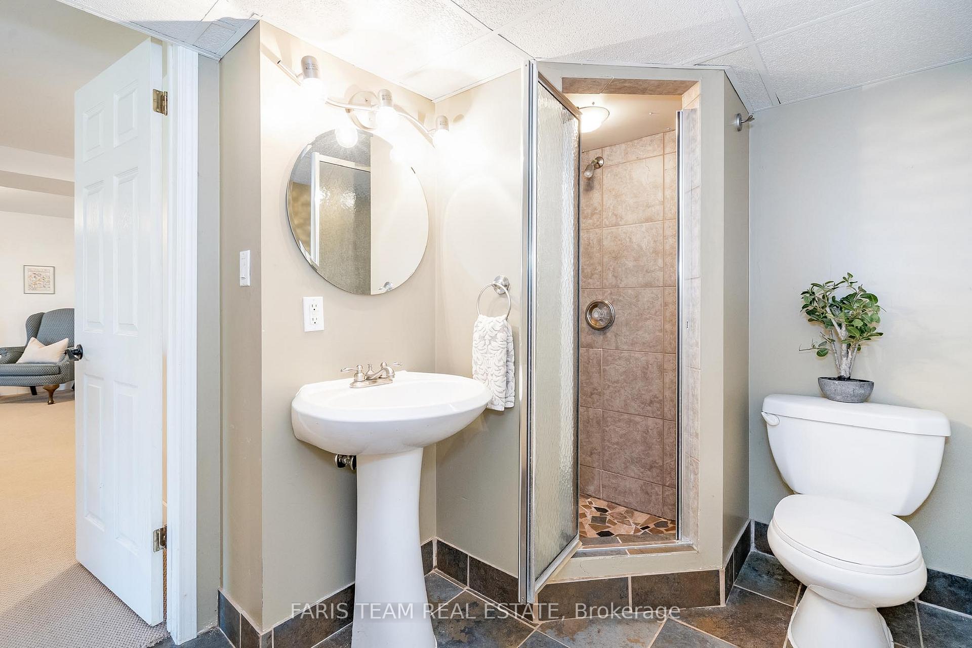 Photo 28 of 261 Edenwood Crescent, Orangeville — HOMEH