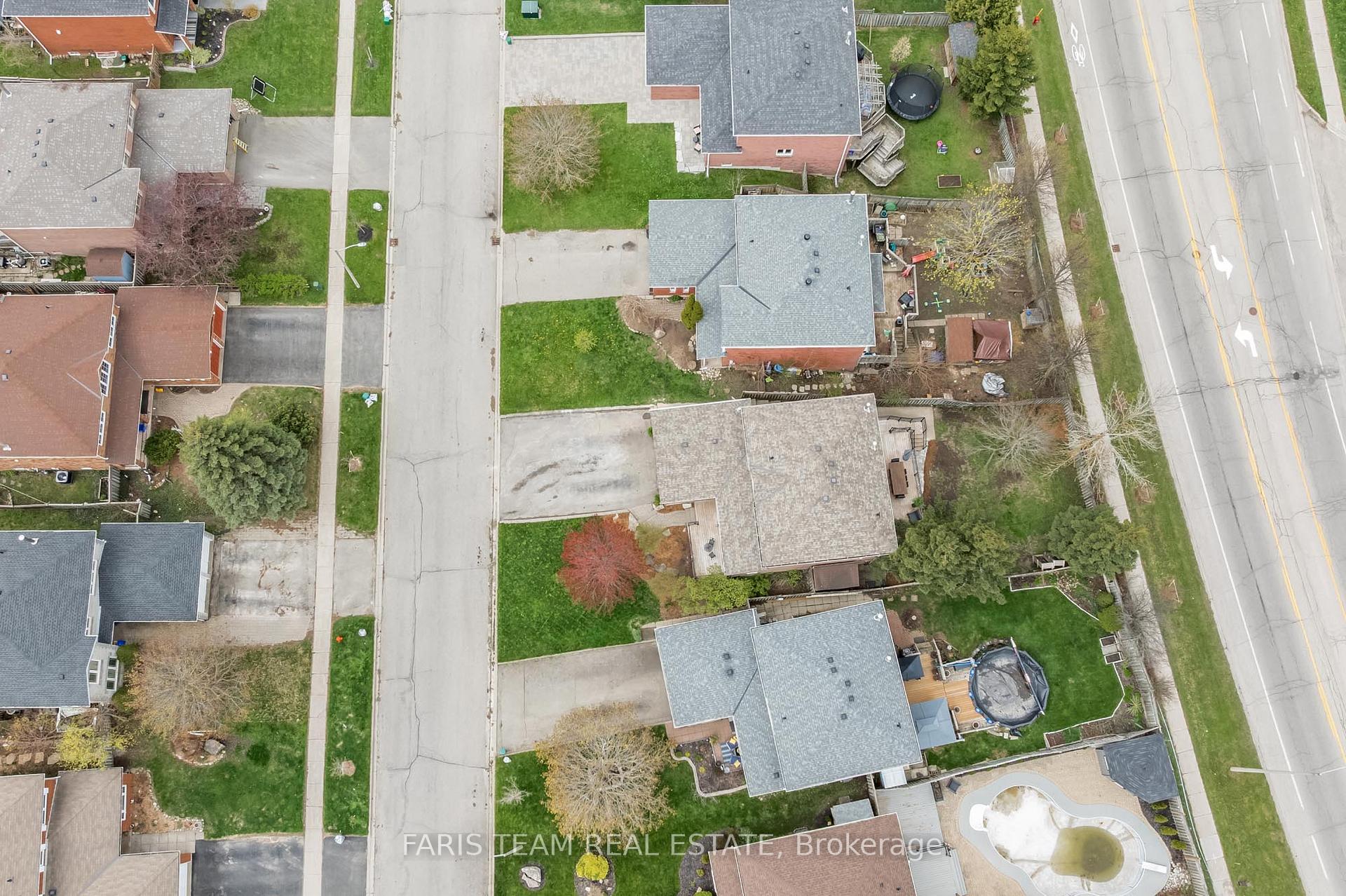 Photo 21 of 261 Edenwood Crescent, Orangeville — HOMEH