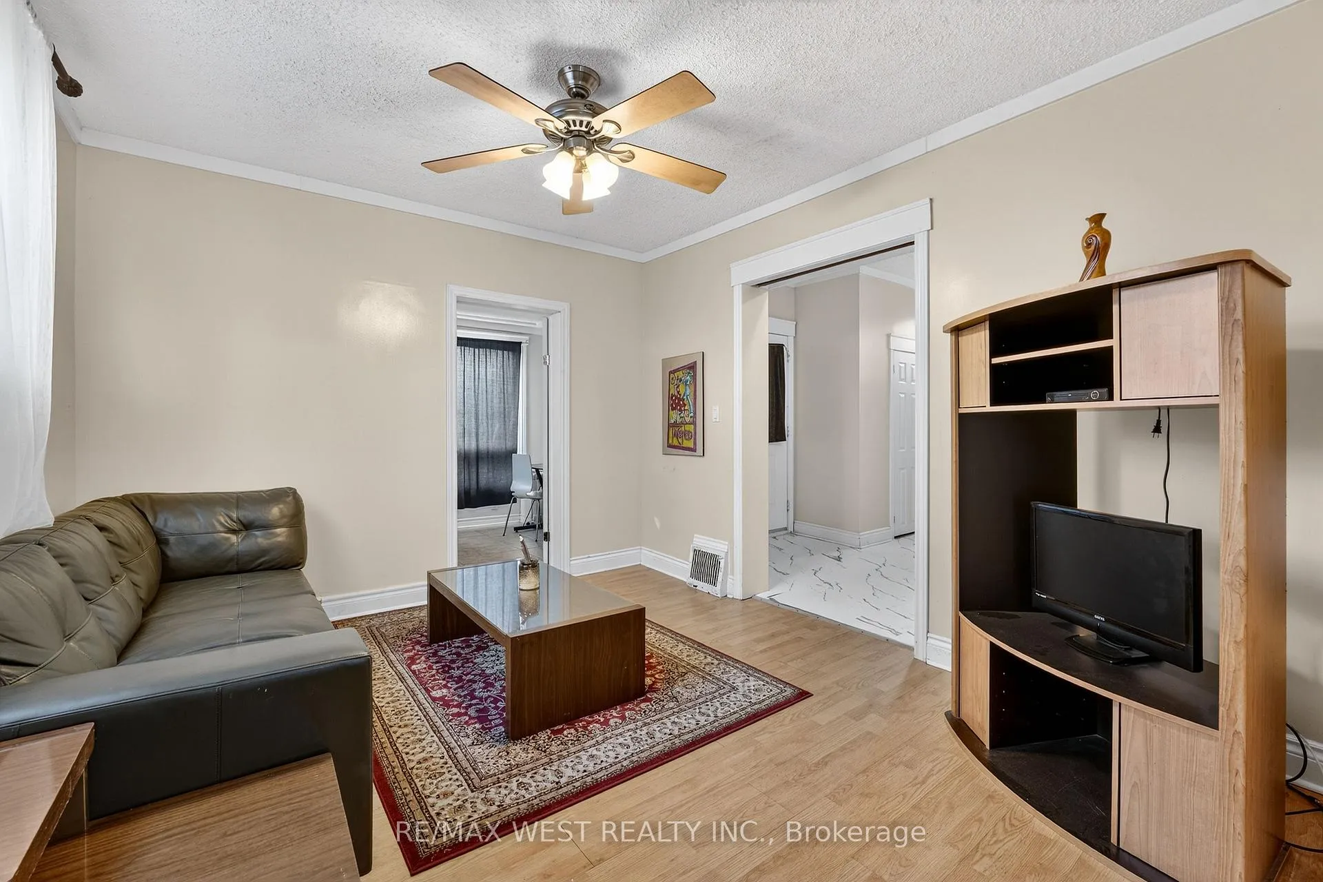 Photo 41 of 6175 Barker Street, Niagara Falls, Dorchester — HOMEH