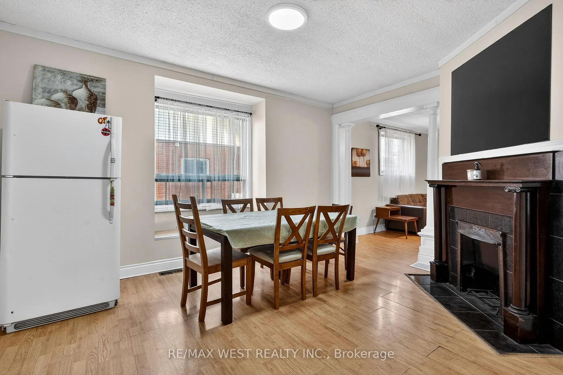 Photo 54 of 6175 Barker Street, Niagara Falls, Dorchester — HOMEH