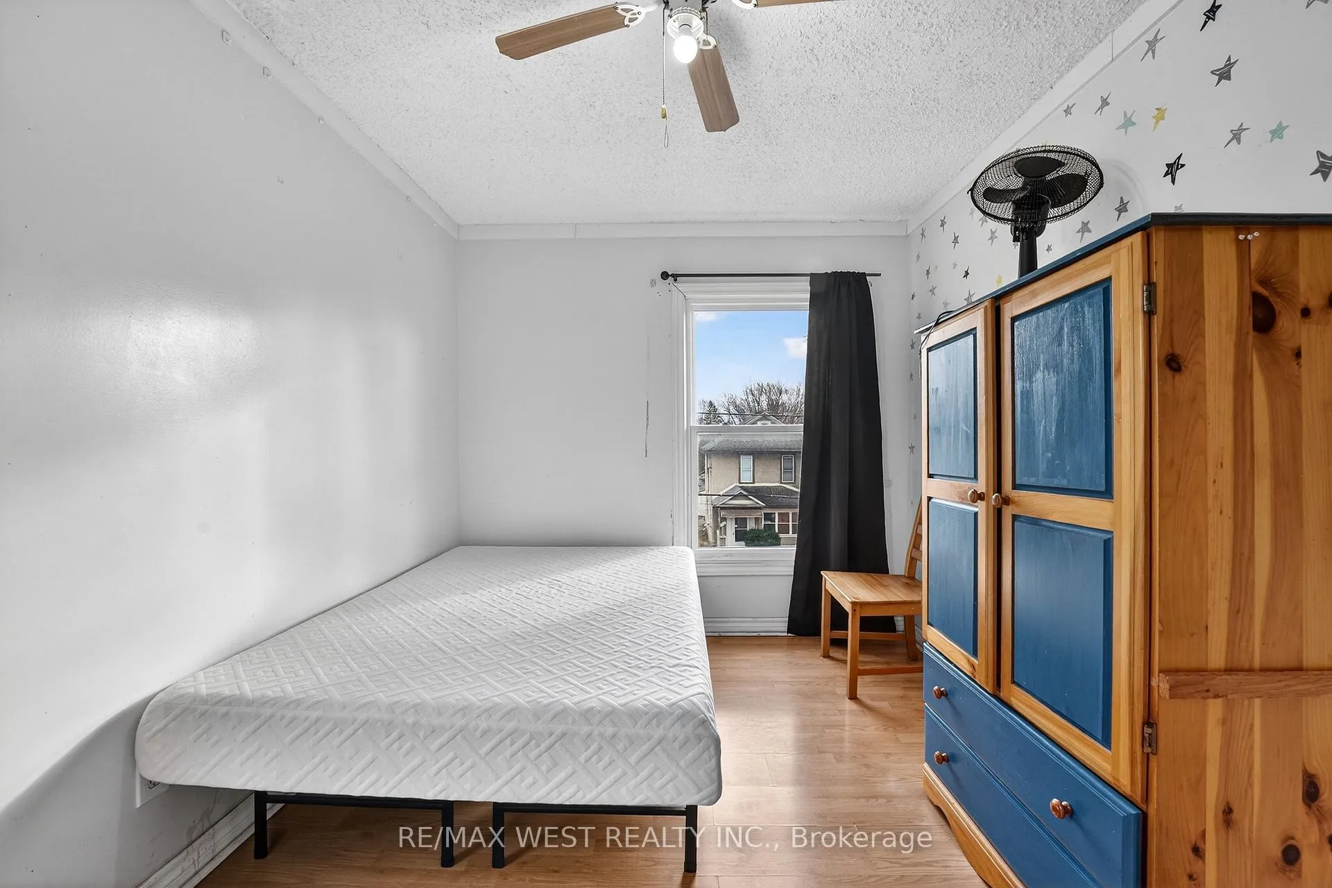 Photo 75 of 6175 Barker Street, Niagara Falls, Dorchester — HOMEH