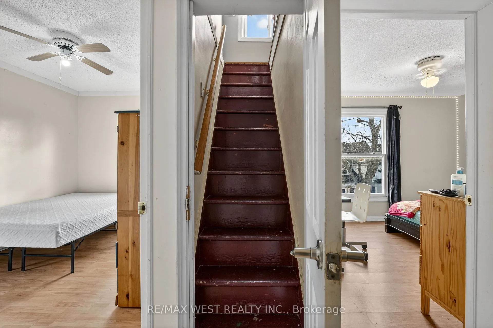 Photo 97 of 6175 Barker Street, Niagara Falls, Dorchester — HOMEH
