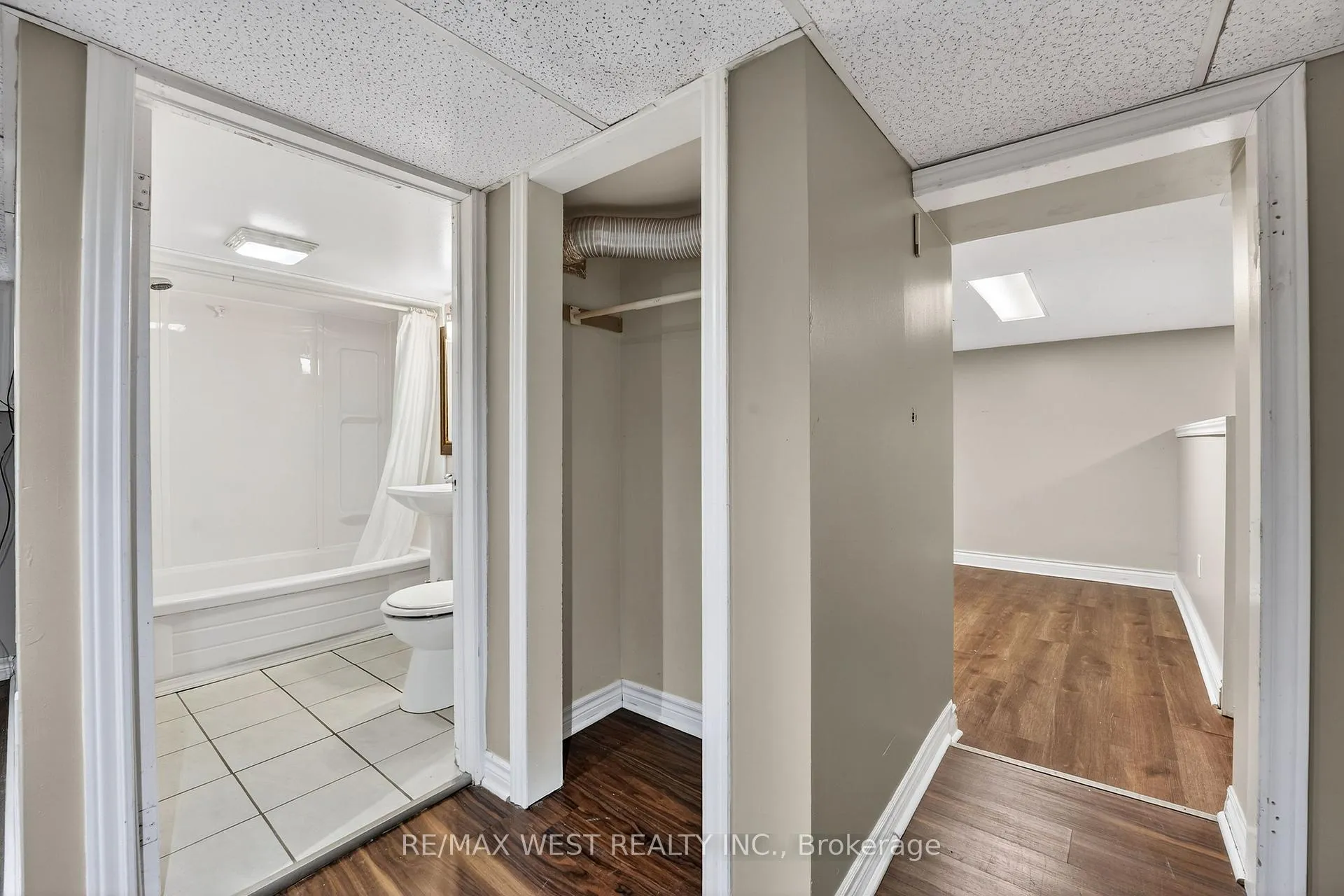 Photo 140 of 6175 Barker Street, Niagara Falls, Dorchester — HOMEH
