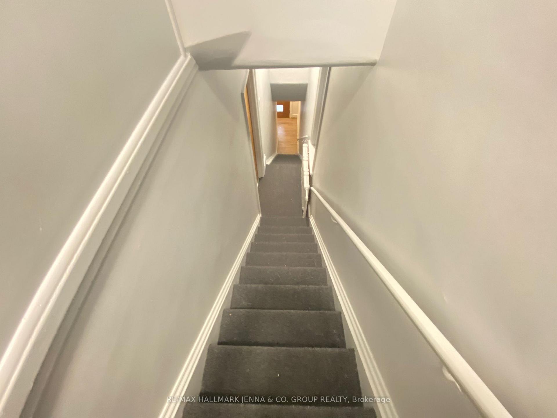 Photo 6 of Unit 4, 275 Bronson Avenue, Ottawa, Ottawa Centre — HOMEH