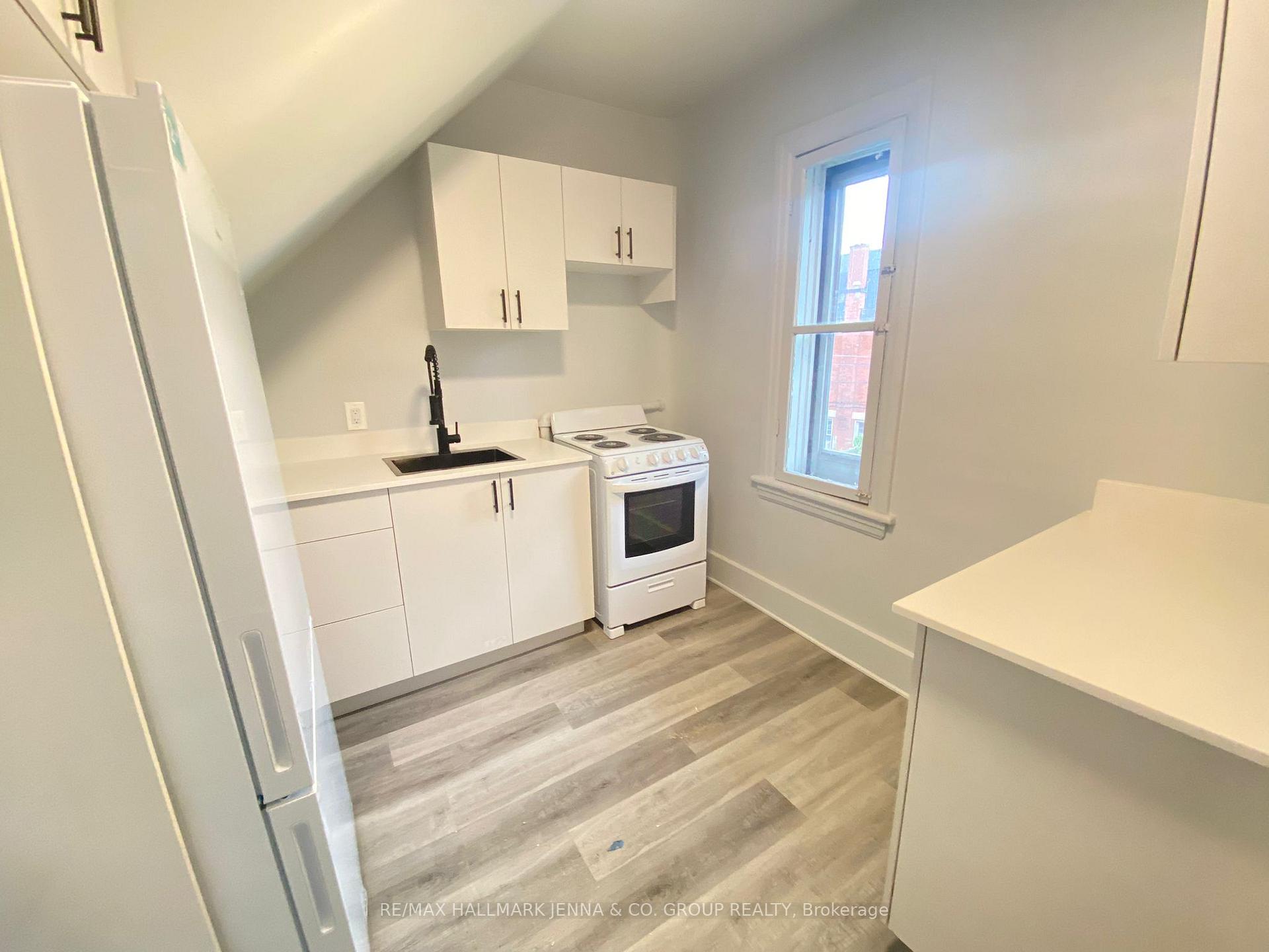 Photo 7 of Unit 4, 275 Bronson Avenue, Ottawa, Ottawa Centre — HOMEH
