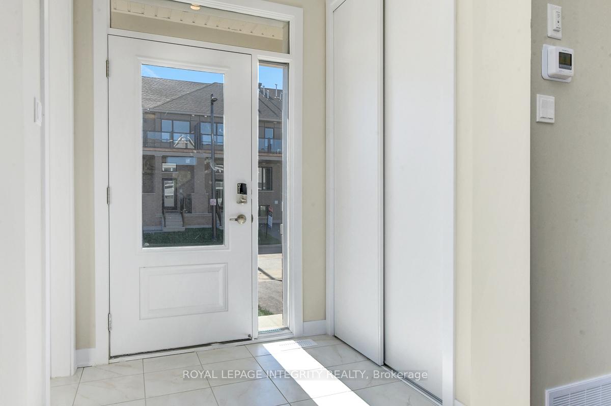Photo 2 of 117 Ryan Reynolds Way, Ottawa, Avalon West — HOMEH