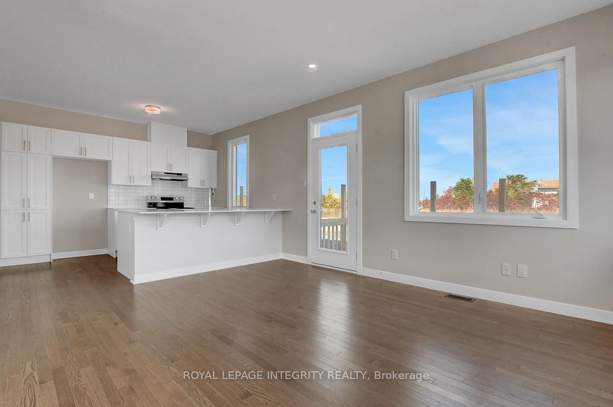 Photo 6 of 117 Ryan Reynolds Way, Ottawa, Avalon West — HOMEH