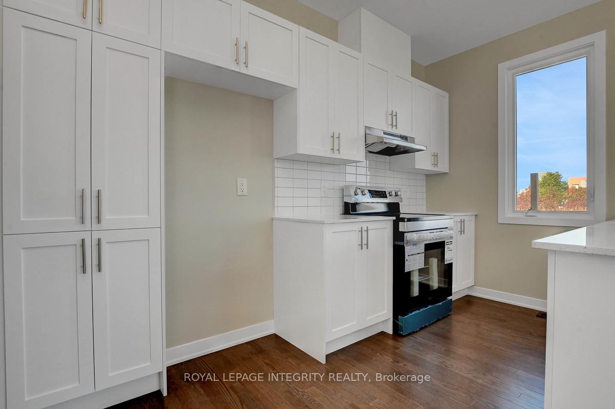 Photo 10 of 117 Ryan Reynolds Way, Ottawa, Avalon West — HOMEH