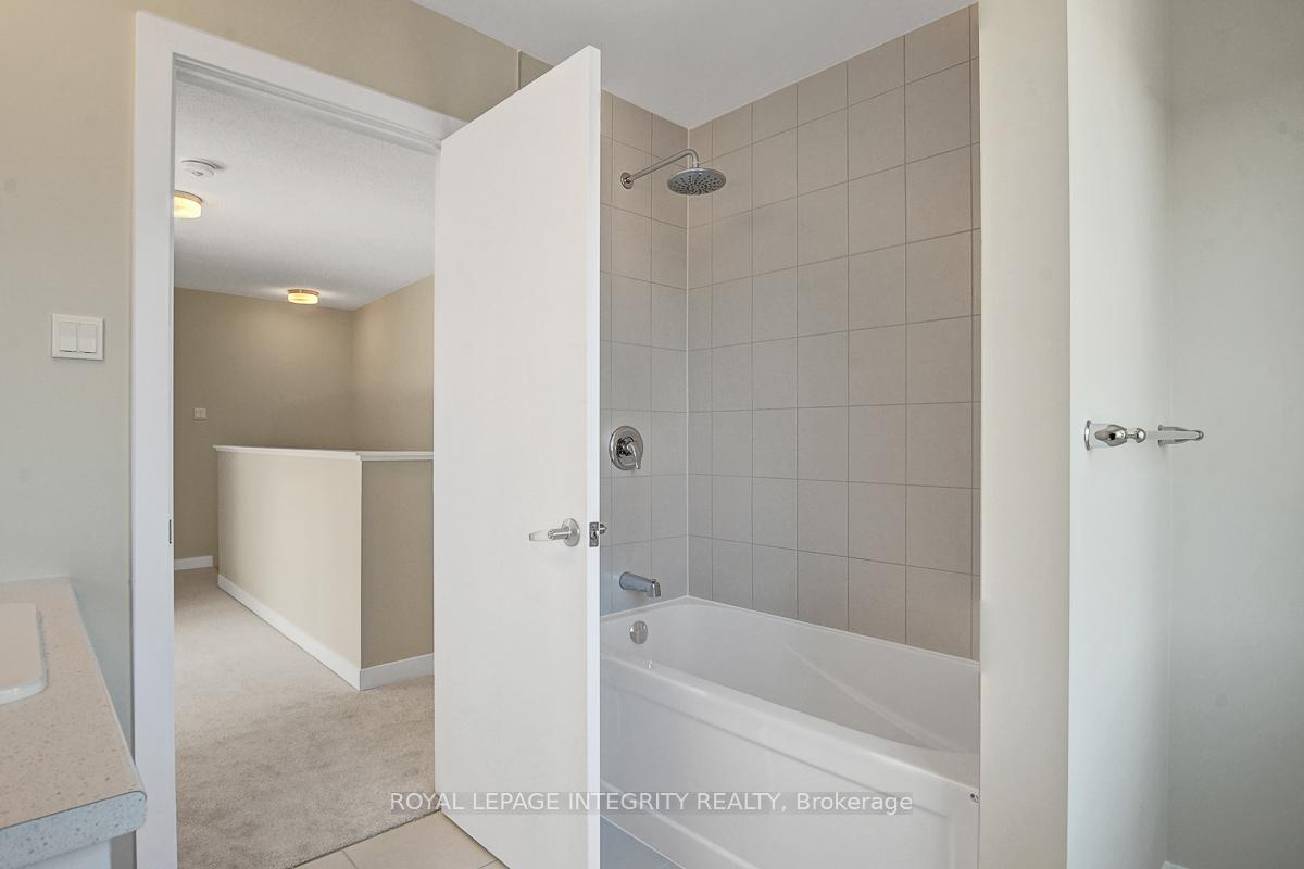 Photo 24 of 117 Ryan Reynolds Way, Ottawa, Avalon West — HOMEH