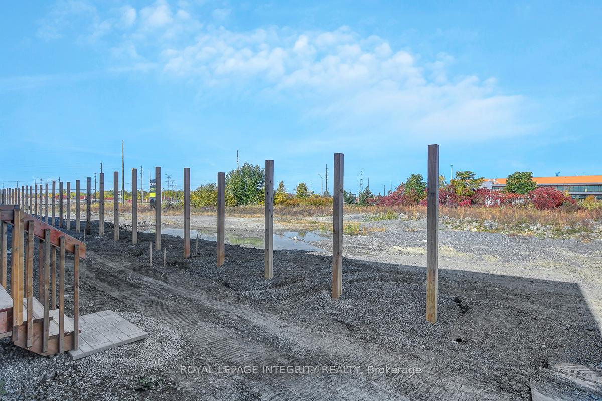 Photo 31 of 117 Ryan Reynolds Way, Ottawa, Avalon West — HOMEH
