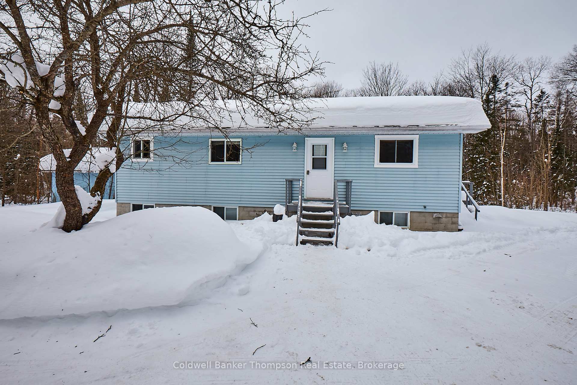 Front of 986 Fern Glen Road