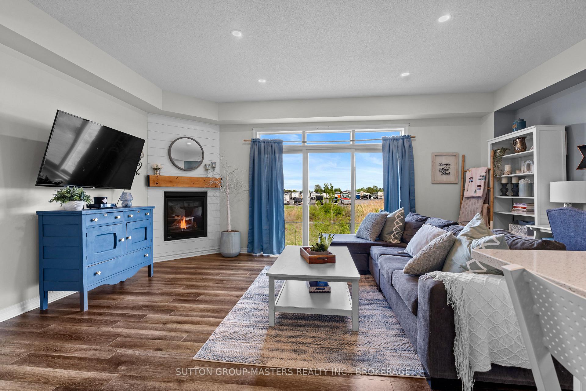 Photo 11 of 302 Holden Street, Kingston, City Northwest — HOMEH