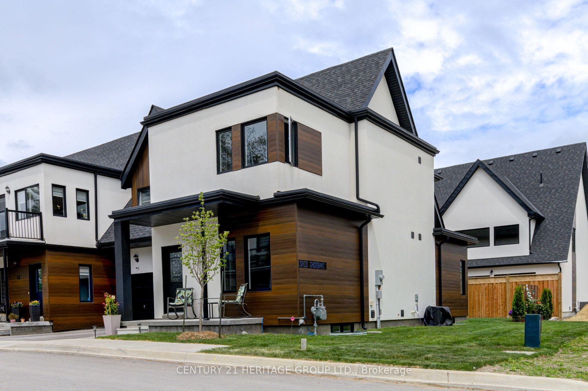 Photo 1 of 44 Ruby Crescent, Orillia — HOMEH