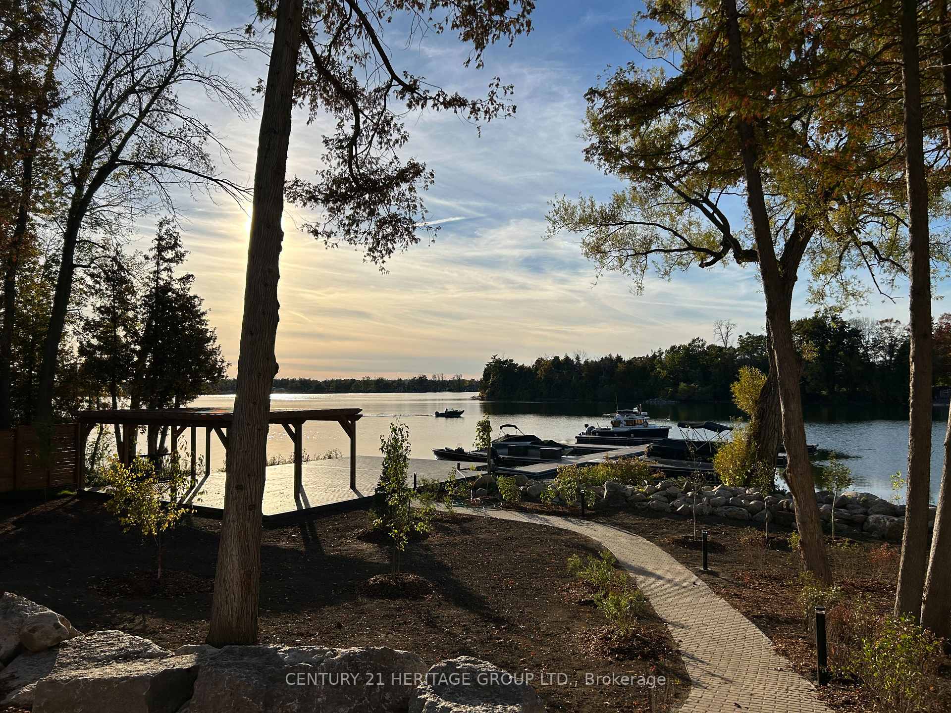 Photo 37 of 44 Ruby Crescent, Orillia — HOMEH