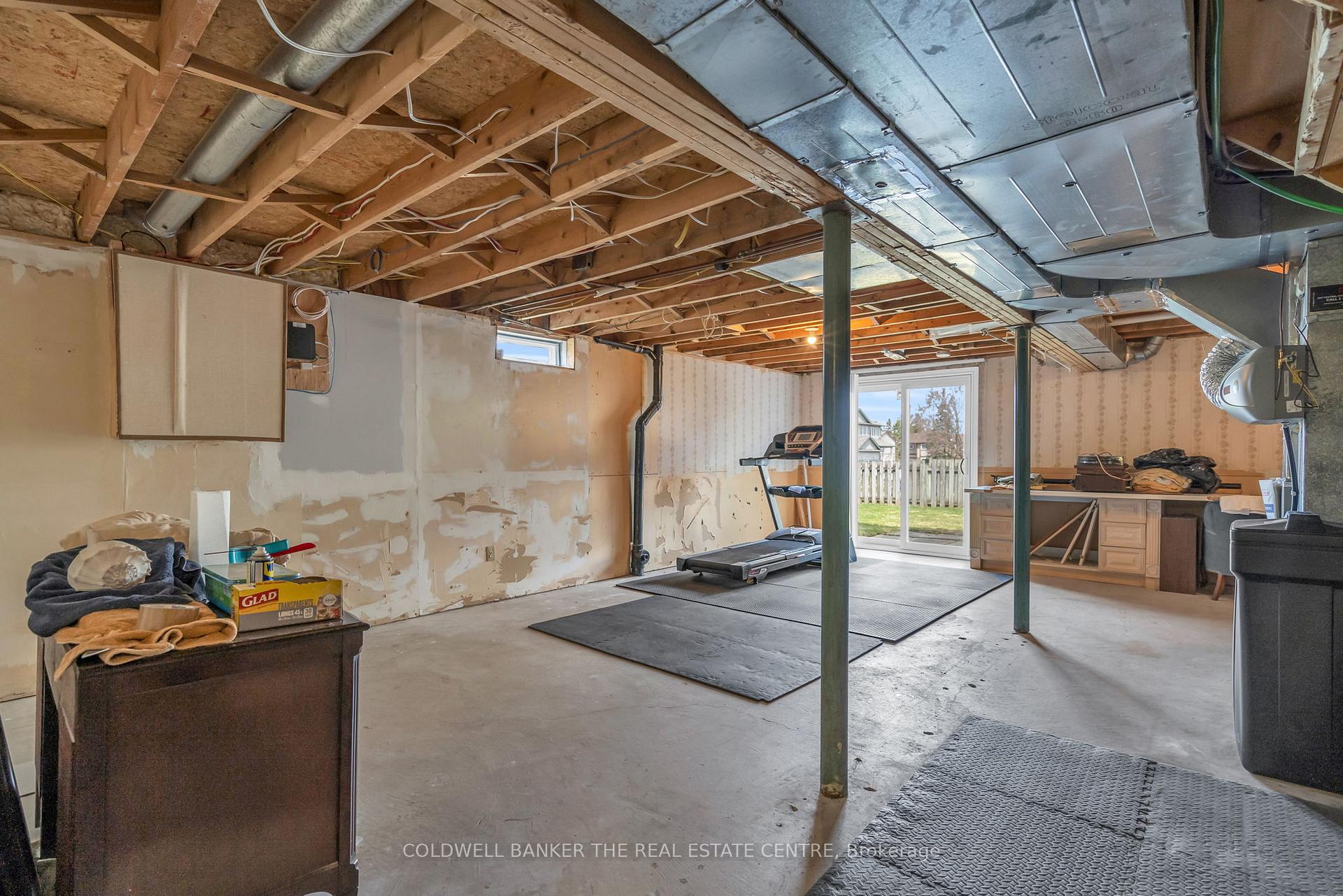 Photo 31 of 1 Andrew Avenue, Orangeville — HOMEH