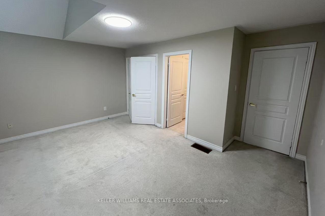 Photo 15 of 111 Geddington Crescent, Markham, Box Grove — HOMEH