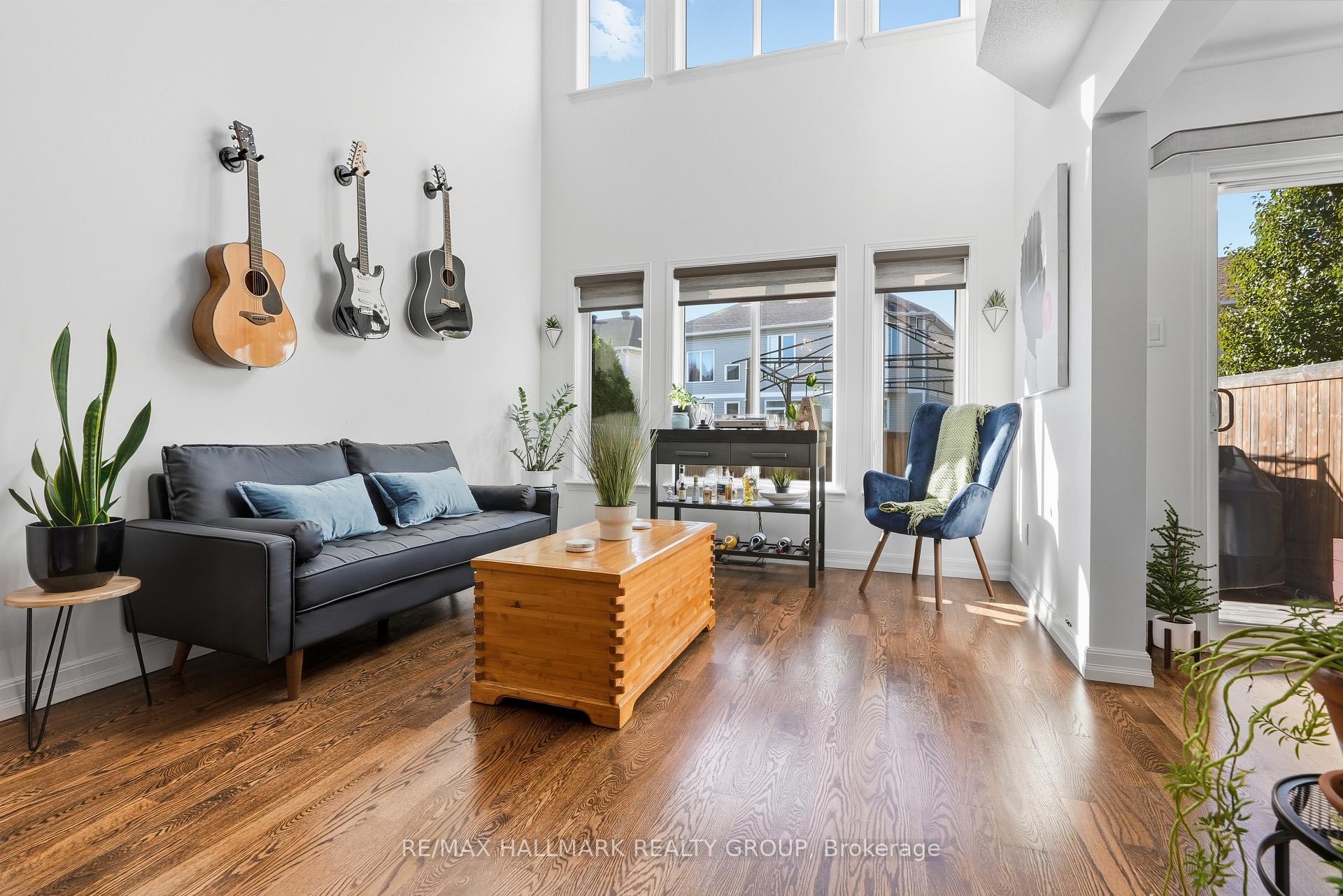 Photo 1 of 2044 Bergamot Circle, Ottawa, Springridge/East Village — HOMEH