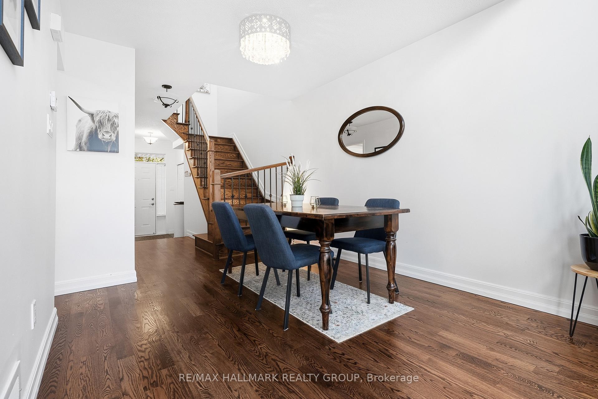 Photo 7 of 2044 Bergamot Circle, Ottawa, Springridge/East Village — HOMEH