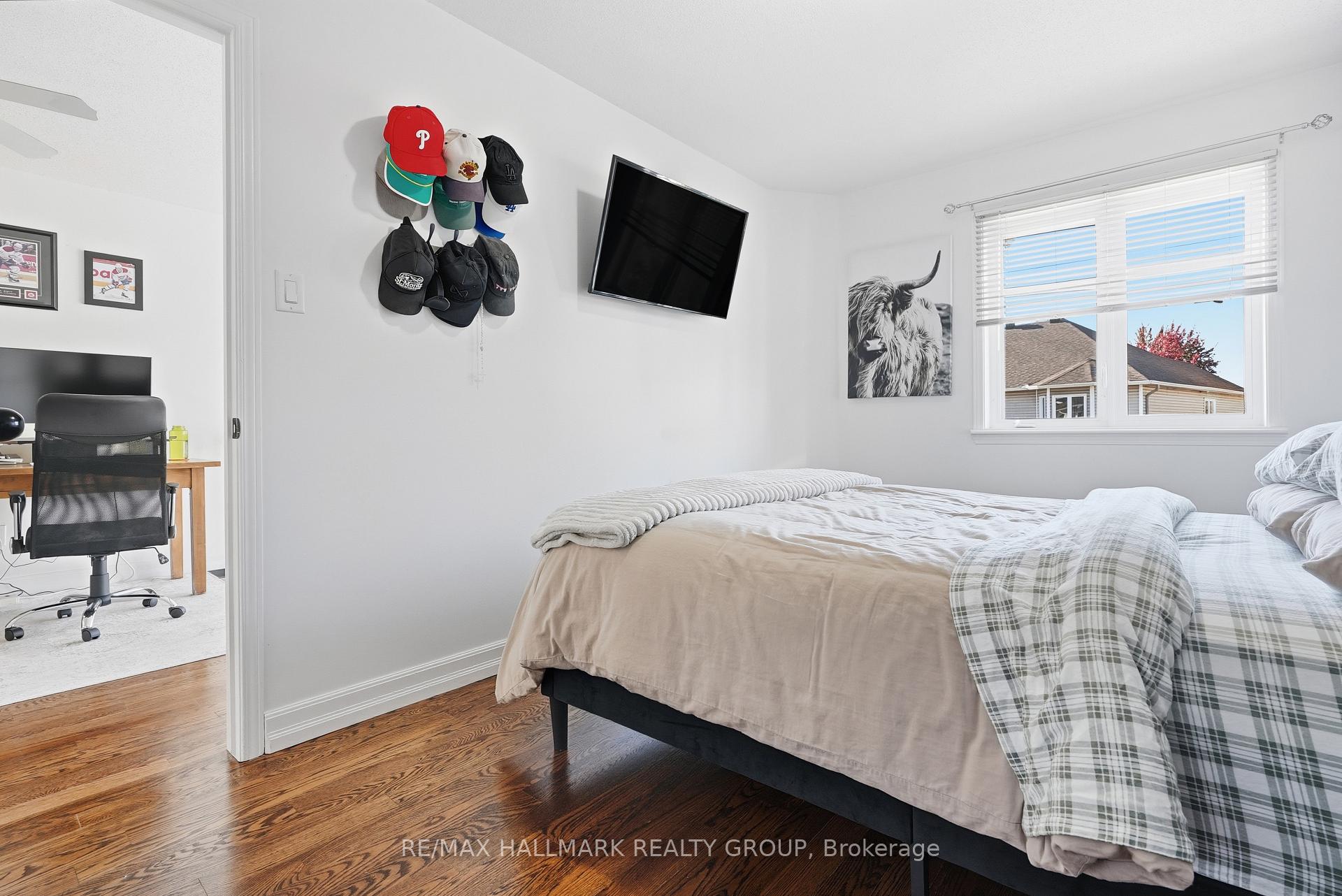 Photo 20 of 2044 Bergamot Circle, Ottawa, Springridge/East Village — HOMEH
