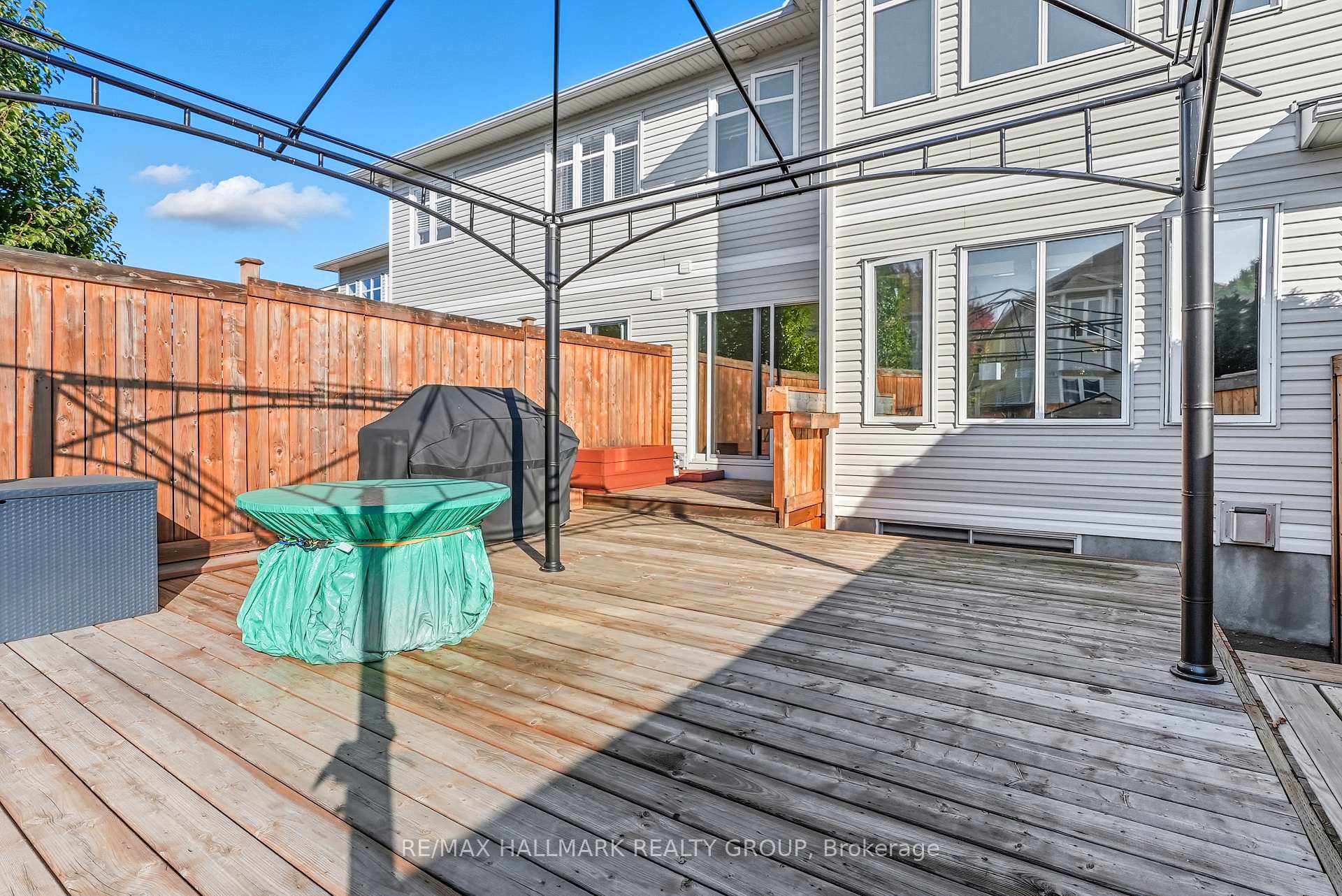 Photo 30 of 2044 Bergamot Circle, Ottawa, Springridge/East Village — HOMEH