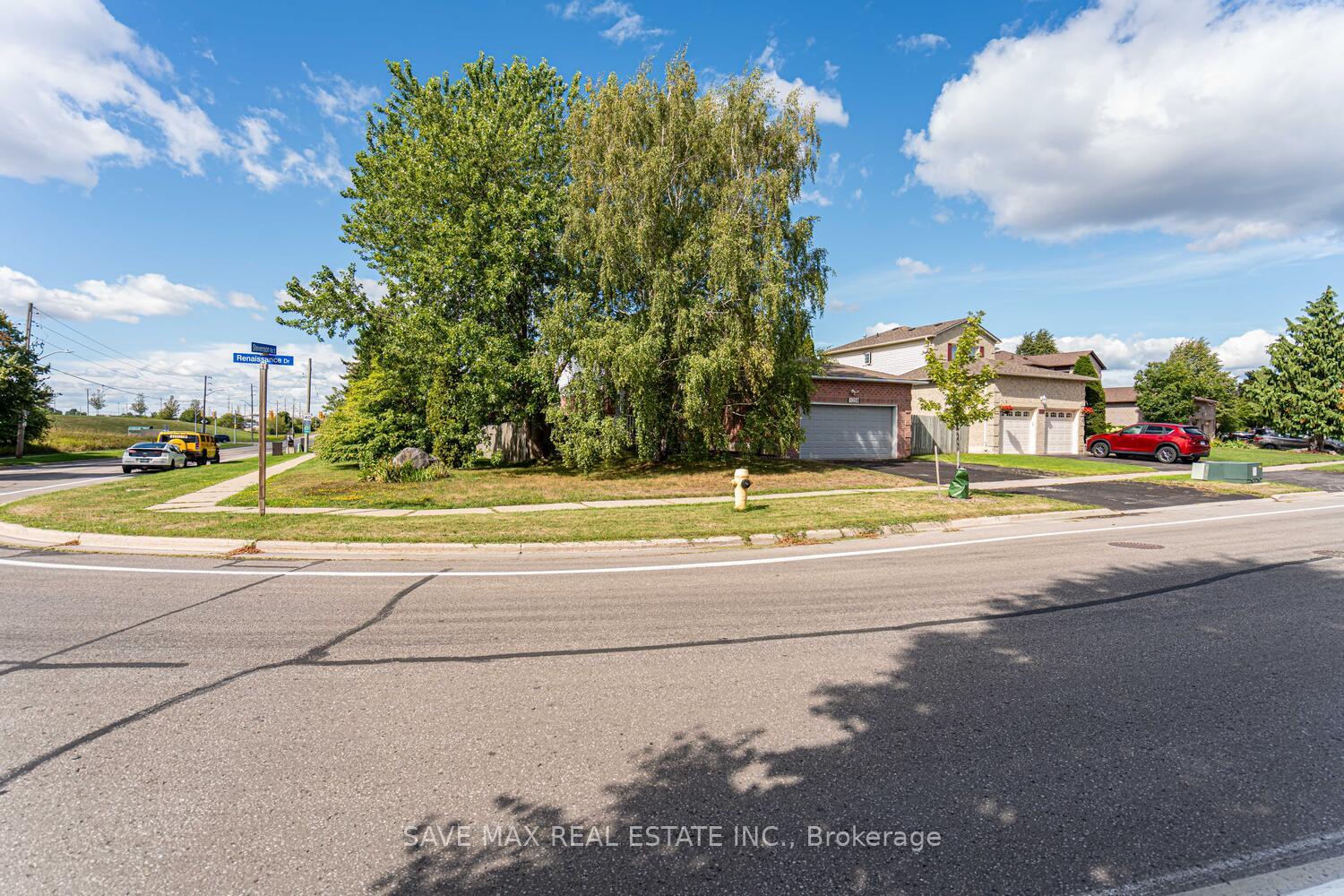 Photo 8 of 1058 Renaissance Drive, Oshawa, Lakeview — HOMEH
