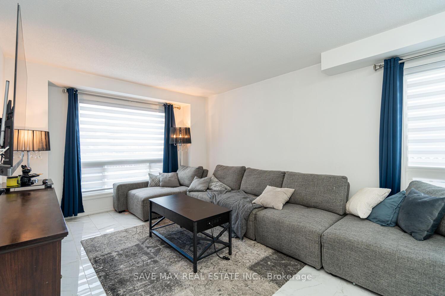 Photo 20 of 1058 Renaissance Drive, Oshawa, Lakeview — HOMEH